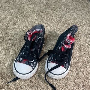 Toddler chucks size 7